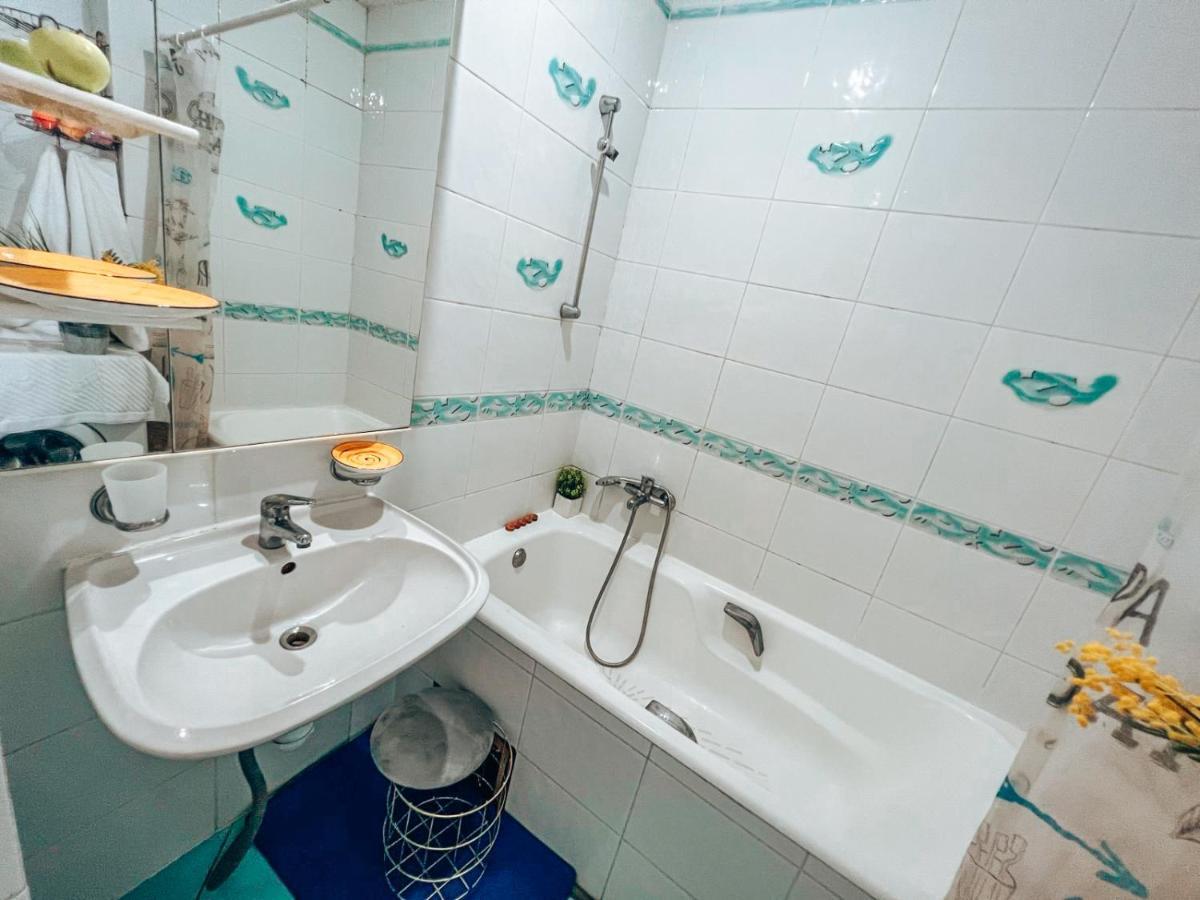 Apartments Rentals Ukraine On Kreshchatik Kyiv Exterior photo
