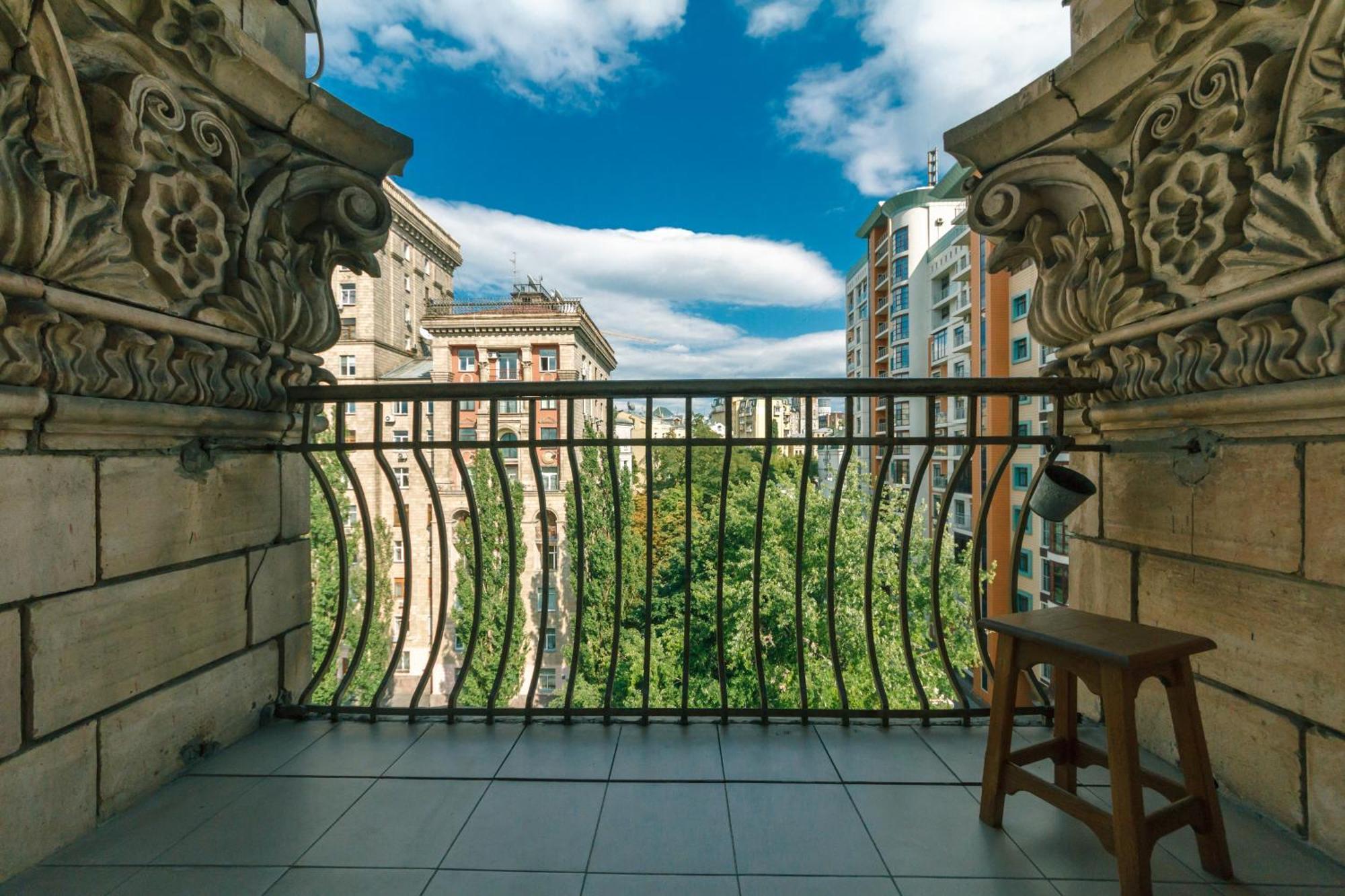 Apartments Rentals Ukraine On Kreshchatik Kyiv Exterior photo